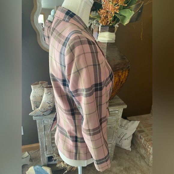 Gorgeous Pink & Khaki Plaid Blazer - Picture 11 of 11